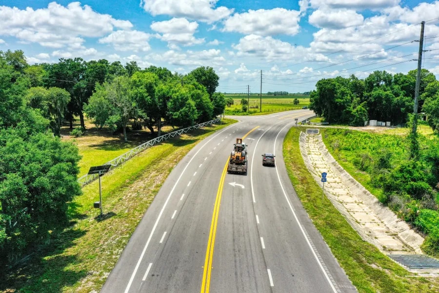 Road corridor mapped for road linework generation
